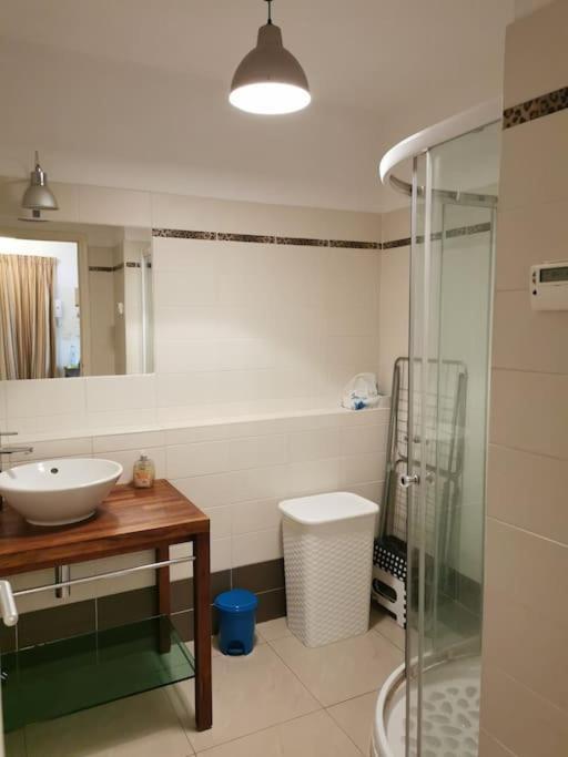 Appartement La Tranquillite, 2Mn A Pieds Mer Фрежус Екстер'єр фото
